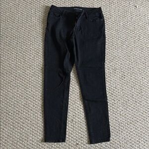 Old Navy Women's Black Skinny Jeans